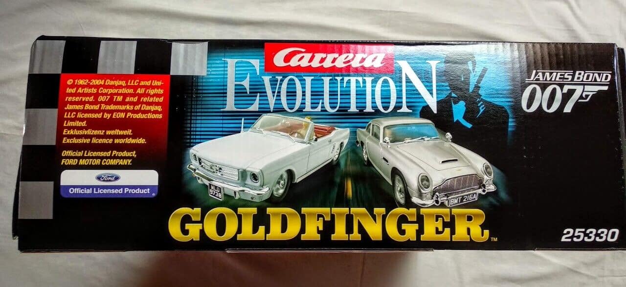SCX Scalextric Circuito Carrera Evolution James 007 GolFinger Nuevo y Precintado - Imagen 5