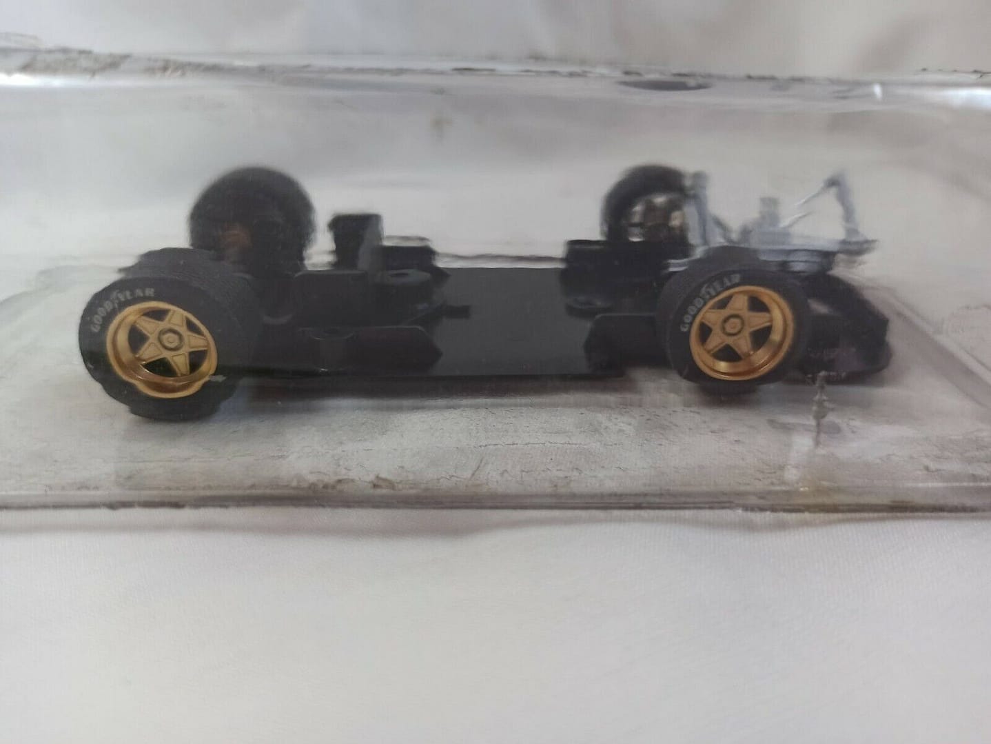 FLY CHASIS LLANTAS Y NEUMATICOS PORCHE NUEVO EN BLISTER ESTROPEADO (144) - Imagen 3