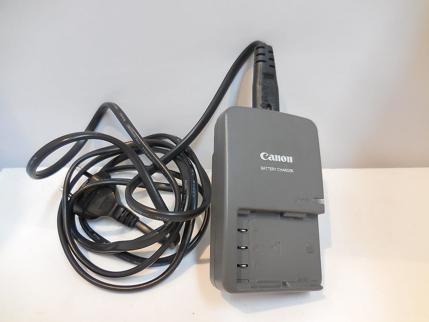 cargador CANON ORIGINAL para batery pack nb-2LH