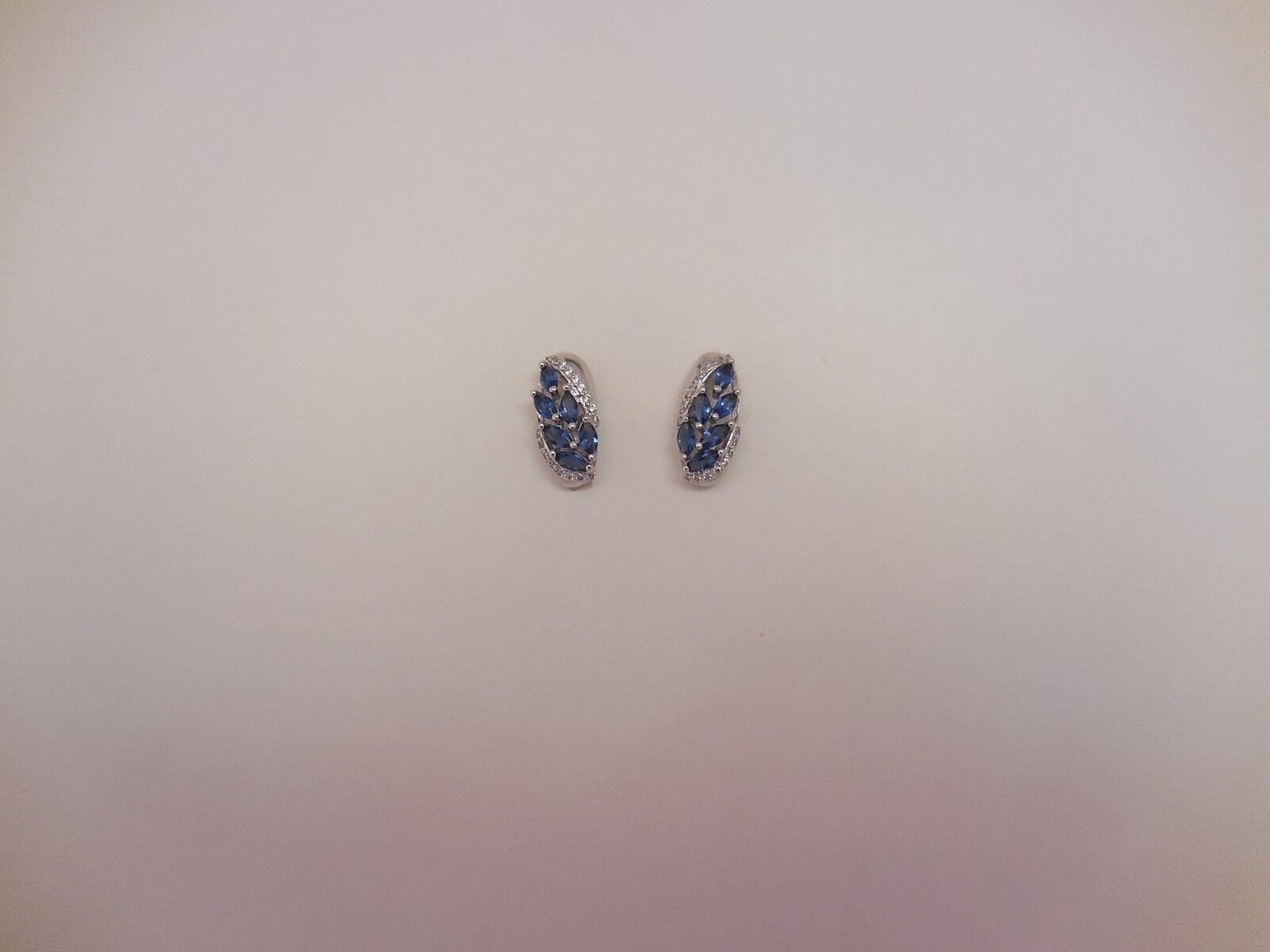 Pendientes bisuteria color plata y piedras azules