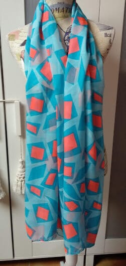 Fular con bonito estampado en alegres colores diferentes colores (134)