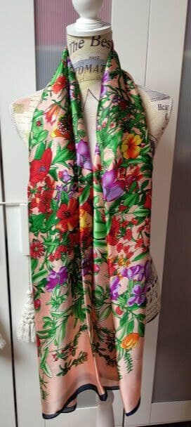 Fular con estampado floral 30% seda (134)