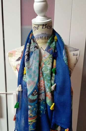 Pañuelo con bonito estampado en alegres colores diferentes colores (134)