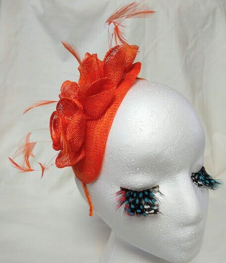 Tocado diadema para ceremonia mujer combinado rafia y plumas color naranja