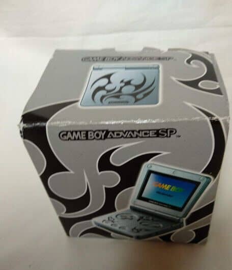 GameBoy Advance  Nintendo Retroiluminada Nueva a estrenar sin precintar Tribal