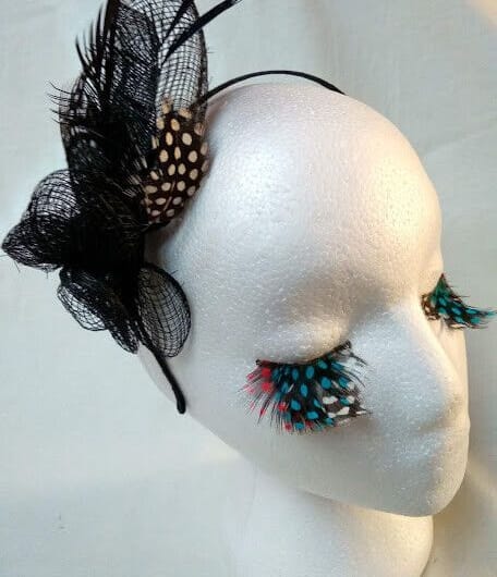 Tocado diadema para ceremonia mujer combinado rafia y plumas color negro