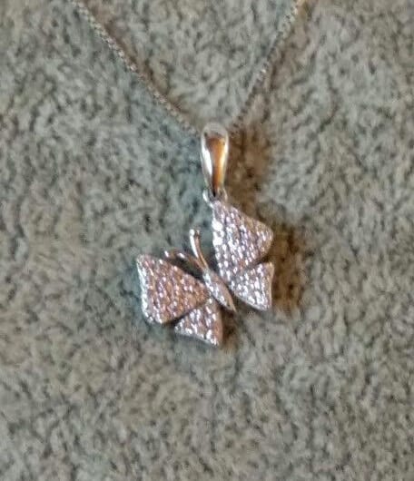 Collar con colgante de mariposa circonitas Plata de Ley Rodiada  Nuevos (106)