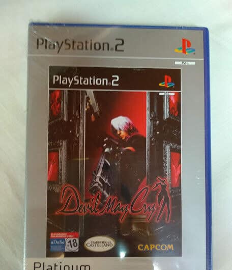 DEVIL MAY CRY  para PS2  NUEVO PRECINTO UN POCO ROTO PAL PLATINUM