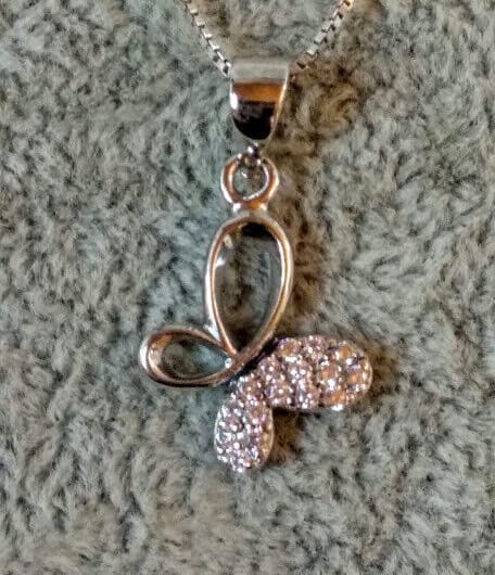 Collar con colgante de mariposa Plata de Ley Rodiada  Nuevos (106)