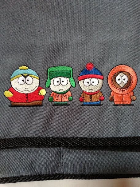 Bolso tipo mensajero textil bordado South Park Nuevo Colección (124) - Imagen 3