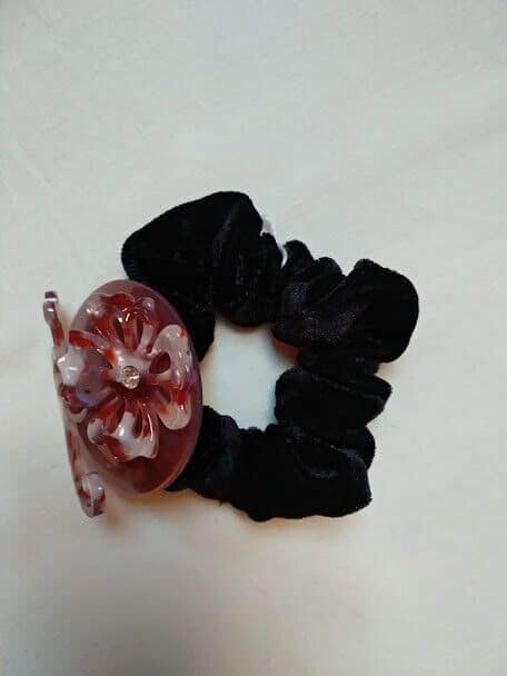 Coletero mujer resina y terciopelo Nuevo - Imagen 3