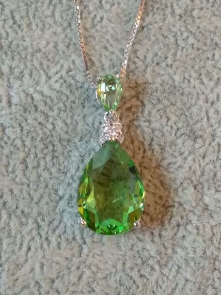 Collar con colgante lagrima de aventurina Plata de Ley Rodiada Nuevos (106)