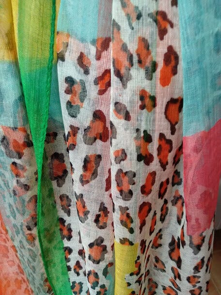 Fular estampado muy colorido (135) - Imagen 3