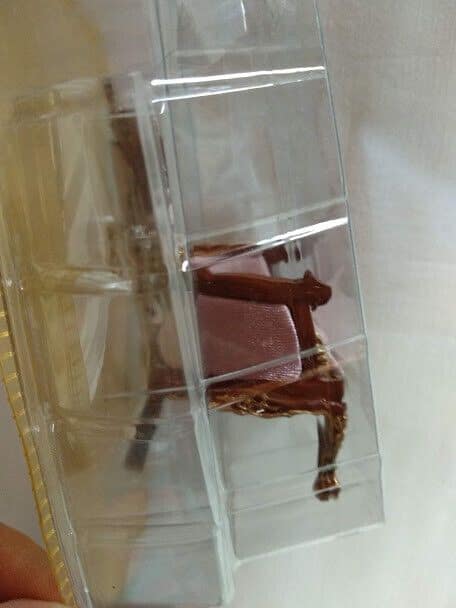 Casas de muñecas Sillon dorado con tapiceria color lila Nuevo y precintado (96) - Imagen 4