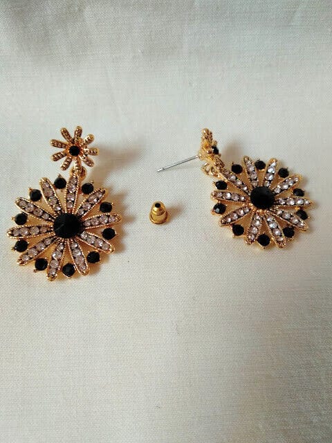 Pendientes mujer bisutería flor piedras cierre presión Nuevos - Imagen 3