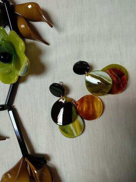 Collar y pendientes a juego en resina tipo bohemio muy ligero Nuevo - Imagen 6