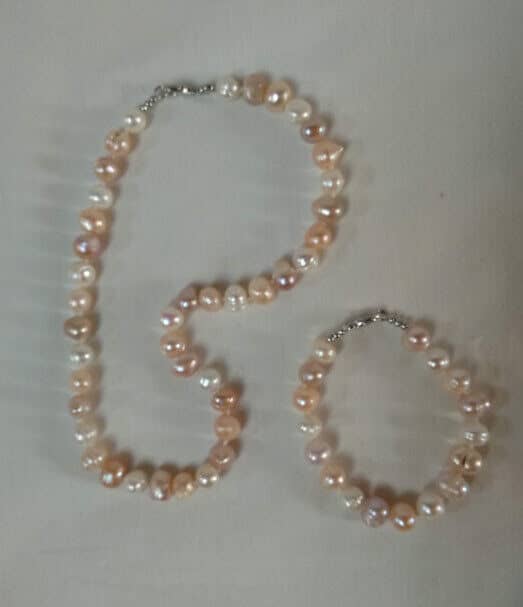 Collar y pulsera perlas barrocas naturales   Nuevo con etiquetas(105) - Imagen 3