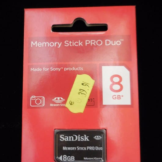 Memory Stick Pro Duo 8 GB nueva y precintada.