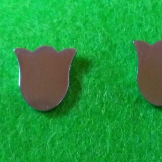 Pendientes acero mujer colección primavera tulipán con presión