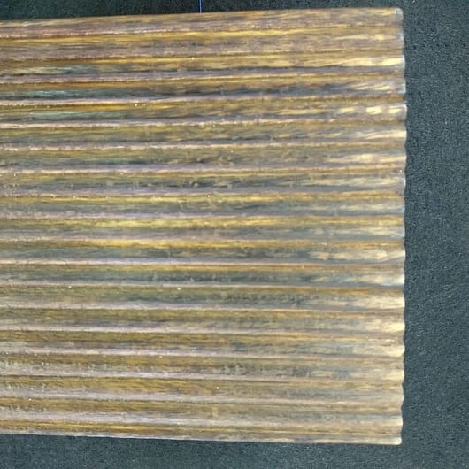 Caja de madera con compartimentos para 12 aceites esenciales