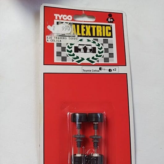 Eje trasero 2 unidades para Toyota Celica Scalextric marca Tyco Nuevo (29)