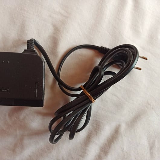ADAPTADOR CORRIENTE NINTENDO 64 ORIGINAL NINTENDO  NUEVO SIN PRECINTO (154)