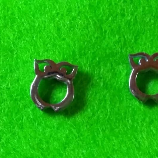 Pendientes acero mujer colección primavera buhos con presión