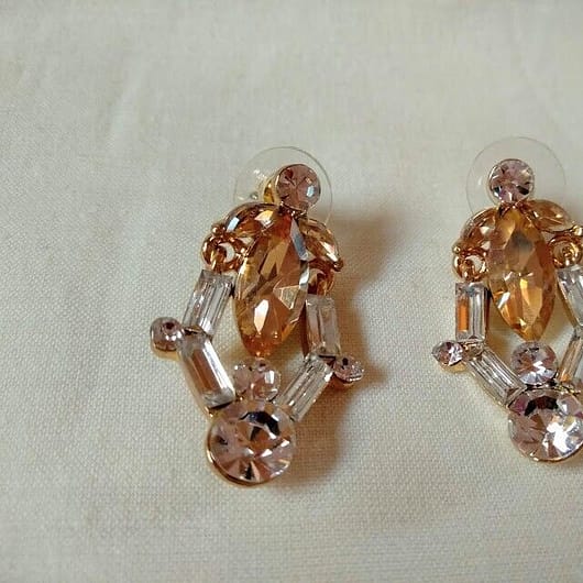 Pendientes bisutería mujer largo colección glamour presión. Nuevo
