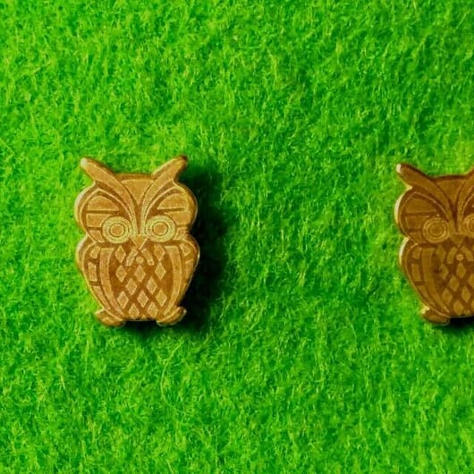 Pendientes acero dorado mujer colección primavera búhos  con presión