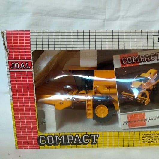 Cosechadora de metal New Holland TX-34 escala 1:42 Joal Nueva y en caja