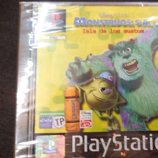 Disney/Pixar Monstruos S.A. Isla de los sustos playstation 1 nuevo y precintado