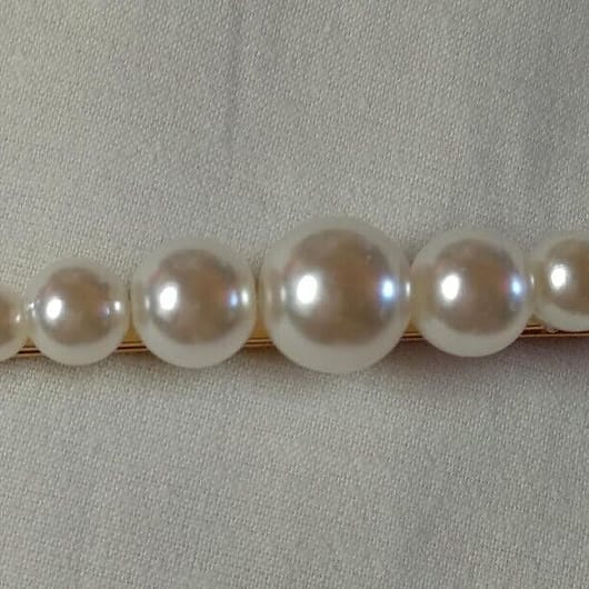 Horquilla para el cabello cuajada de perlas nueva con etiquetas