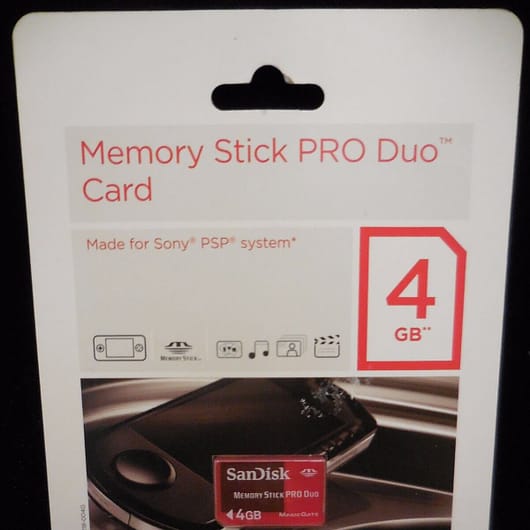 Memory Stick  Pro Duo 4 GB Nueva y Precintada.