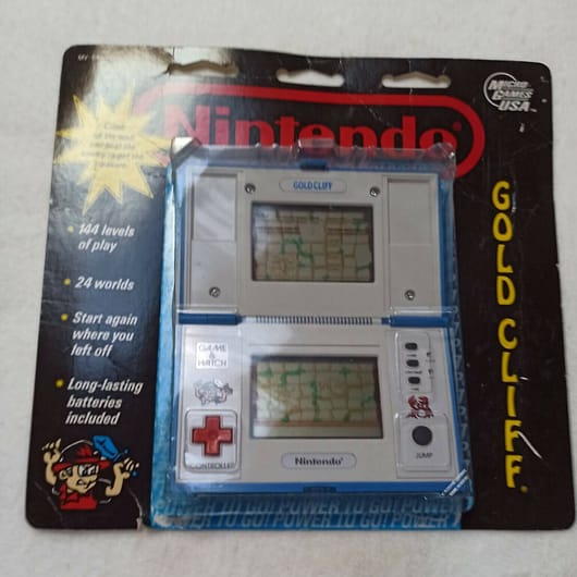 NINTENDO GOLD CLIFF  NUEVA CON EMBALAJE ORIGINAL DESPEGADO.(150)