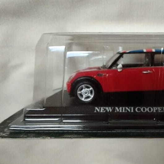 New Mini Cooper  escala 1/43 Nuevo con caja (96)