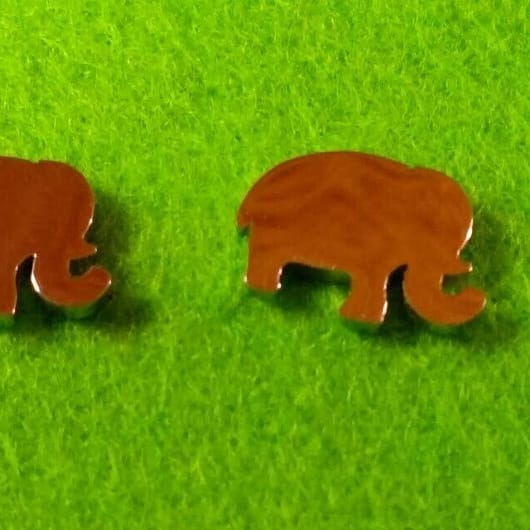 Pendientes acero mujer colección primavera elefante con presión