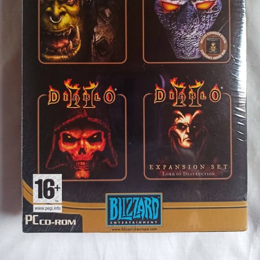 WARCRAF STARCRAFF DIABLOII y EXPA  PC SOLO WIN 98/XP/2000 Nuevo  precinta  (142)