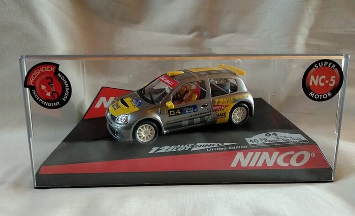 SCX Scalextric Renault Clio Costa Brava 2004 E.L.  Ninco 1/32 Nuevo (109)