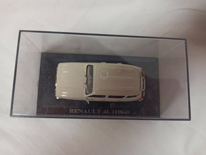 Renault 4L 1964 escala 1/43 colección Altaya Nuevo y precintado con caja (142) - Imagen 3