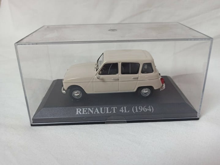 Renault 4L 1964 escala 1/43 colección Altaya Nuevo y precintado con caja (142)
