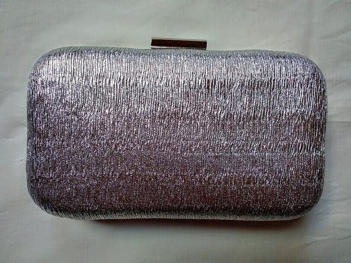 Bolso fiesta,clutch,cartera de mano mujer con cadena  Nuevo