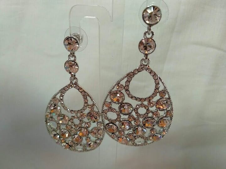 Pendientes bisutería mujer largos modelo Lagrima presión - Imagen 3