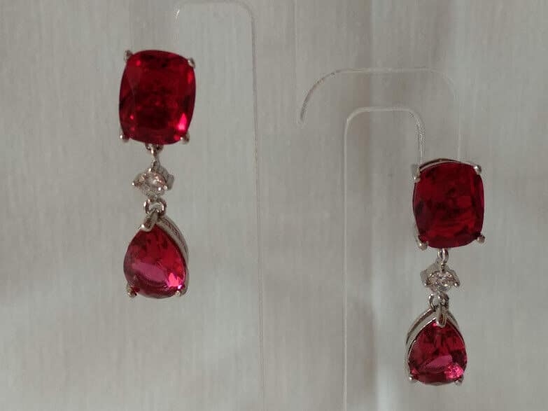 Pendientes Plata de Ley rodiada largos color rojo Presión Nuevos