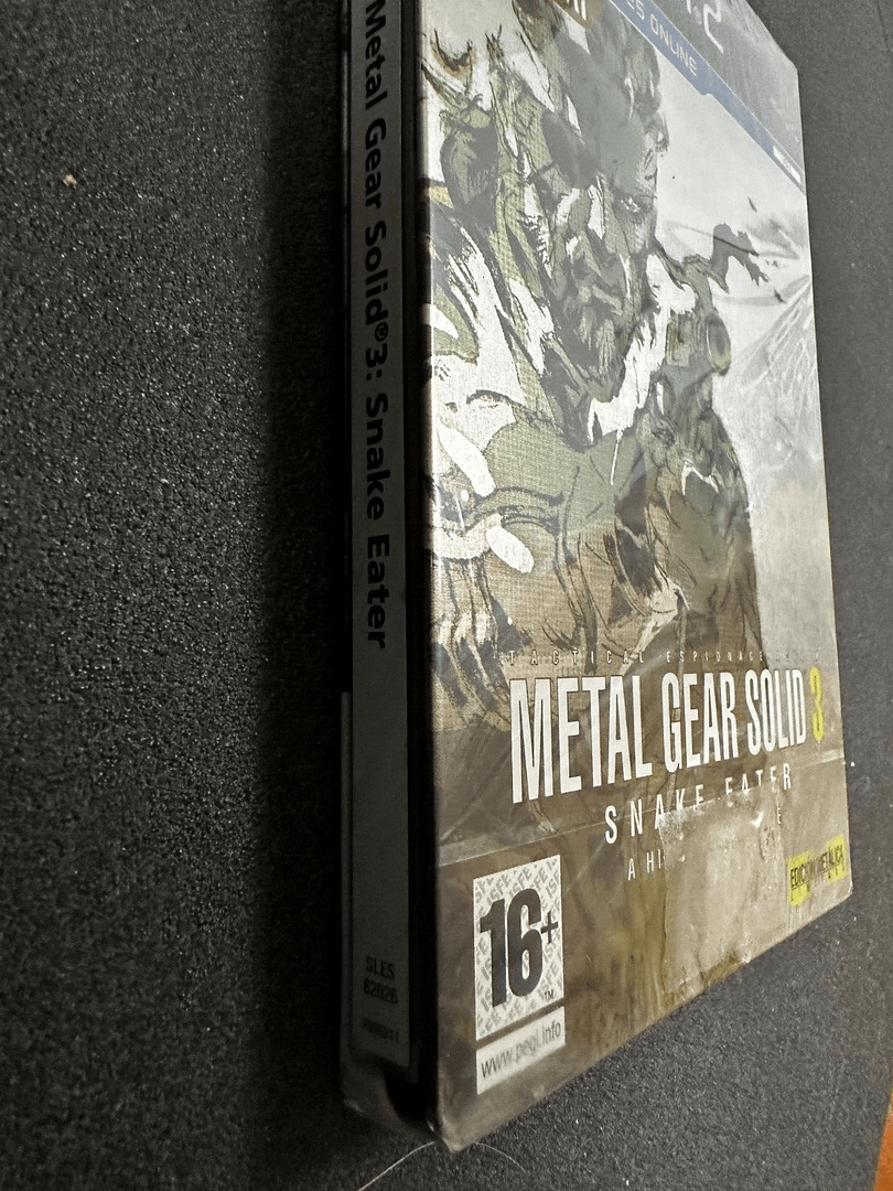 Metal Gear Solid 3 Snake Eater edición limitada metál PS2 PAL.(62).PERFECTO