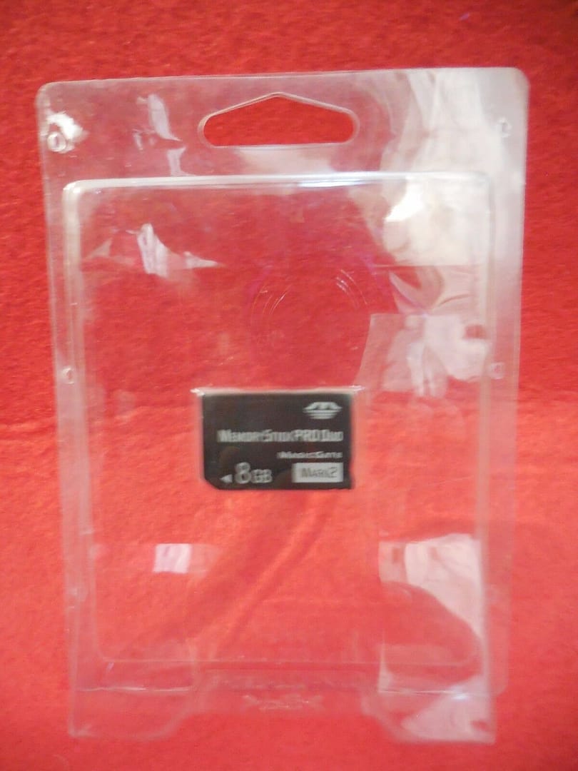 Memory Stick Pro Duo 8 GB nueva y precintada.