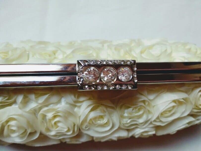 Bolso fiesta,clutch,cartera de mano mujer con cadena con flores Nuevo - Imagen 3