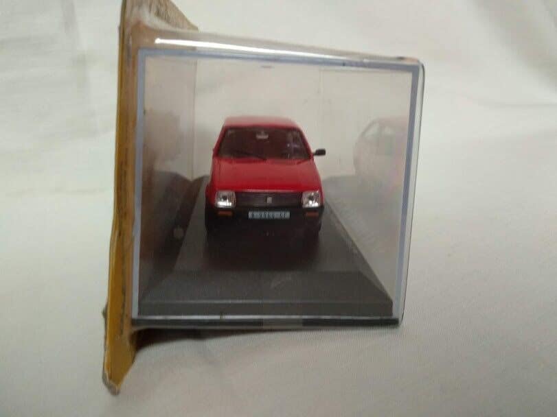 Seat Ibiza 1.5 GLX  (1984) Red-Rojo escala 1/43 Nuevo con caja - Imagen 4