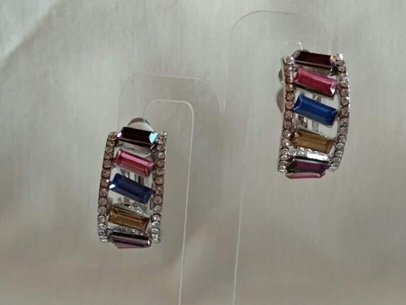 Pendientes bisutería plateados con cristales multicolor cierre de clip(106) - Imagen 7