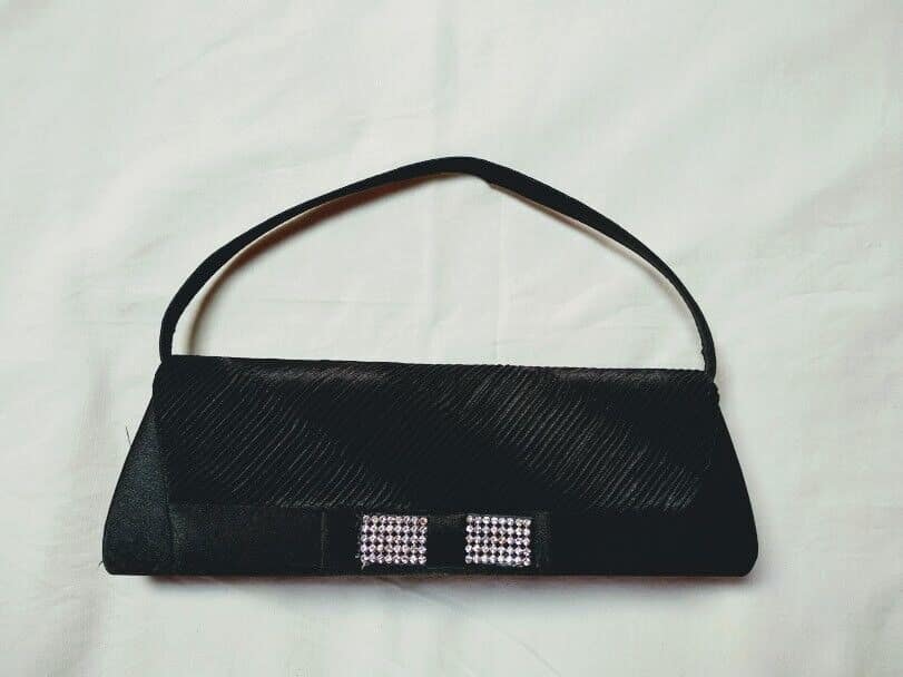 Bolso fiesta,clutch,cartera de mano mujer con cadena con flores Nuevo - Imagen 4