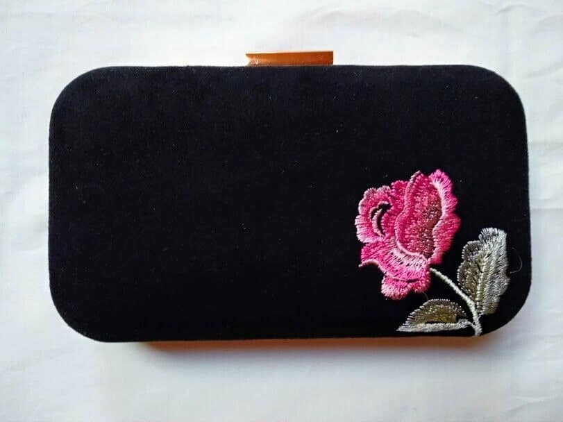 Bolso fiesta,clutch,cartera de mano mujer con cadena con flores Nuevo - Imagen 3